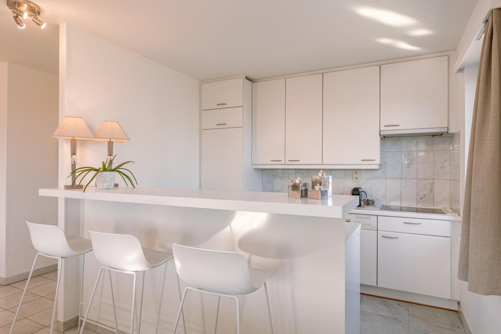 Huswell - Spacious & Modern Sea View Apartment With Garage Остенде Екстер'єр фото